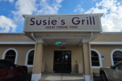 Susie's Grill